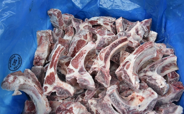 烏拉圭冷凍帶骨牛肉進(jìn)口報關(guān)