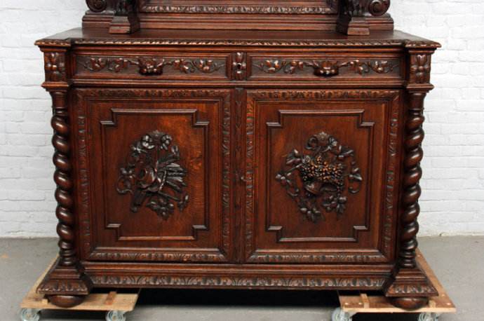 1638442390585558.jpg 古董舊家具進口報關(guān)有案例的代理公司.jpg