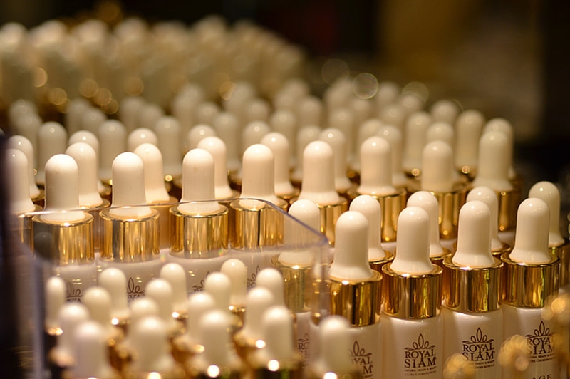 1679571865510007.jpg 德國(guó)進(jìn)口化妝品報(bào)關(guān)清關(guān).jpg